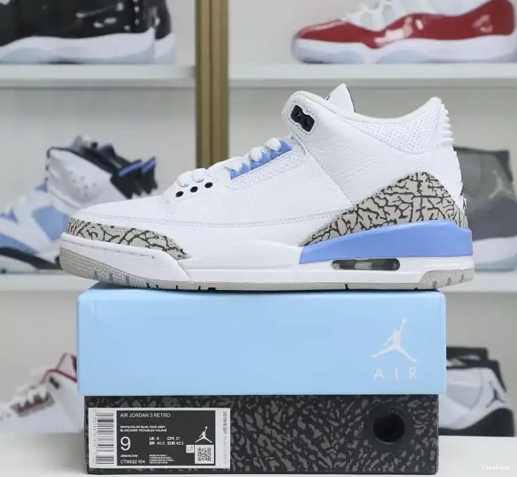 3 Jordan retro"unc Air Jordan 0329